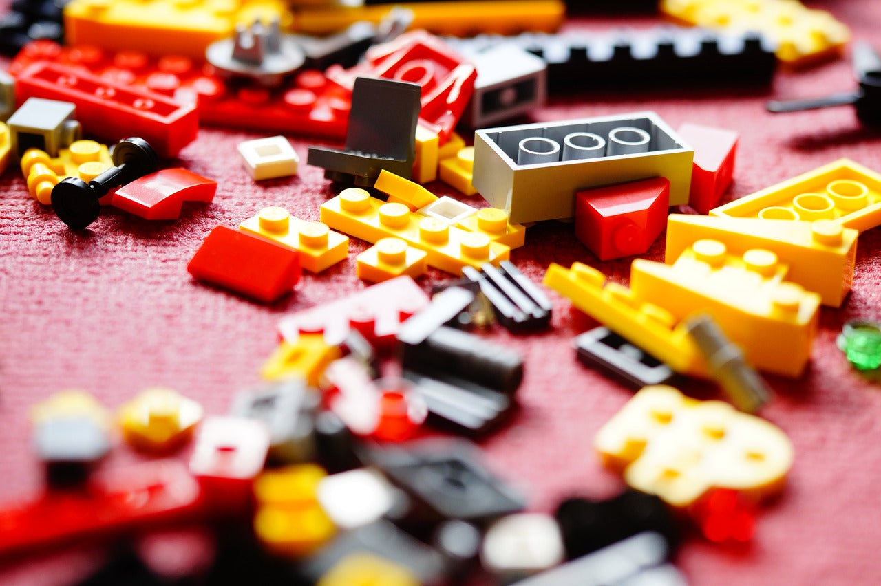 Exploring the World of Toy Bricks